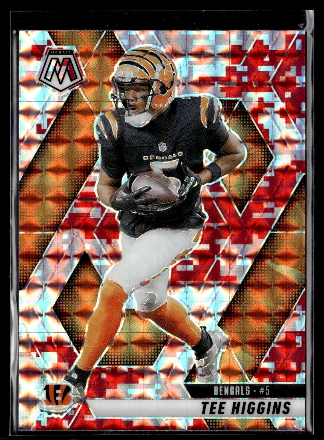 2025 Panini Mosaic #246 Tee Higgins Mosaic Camo Pink