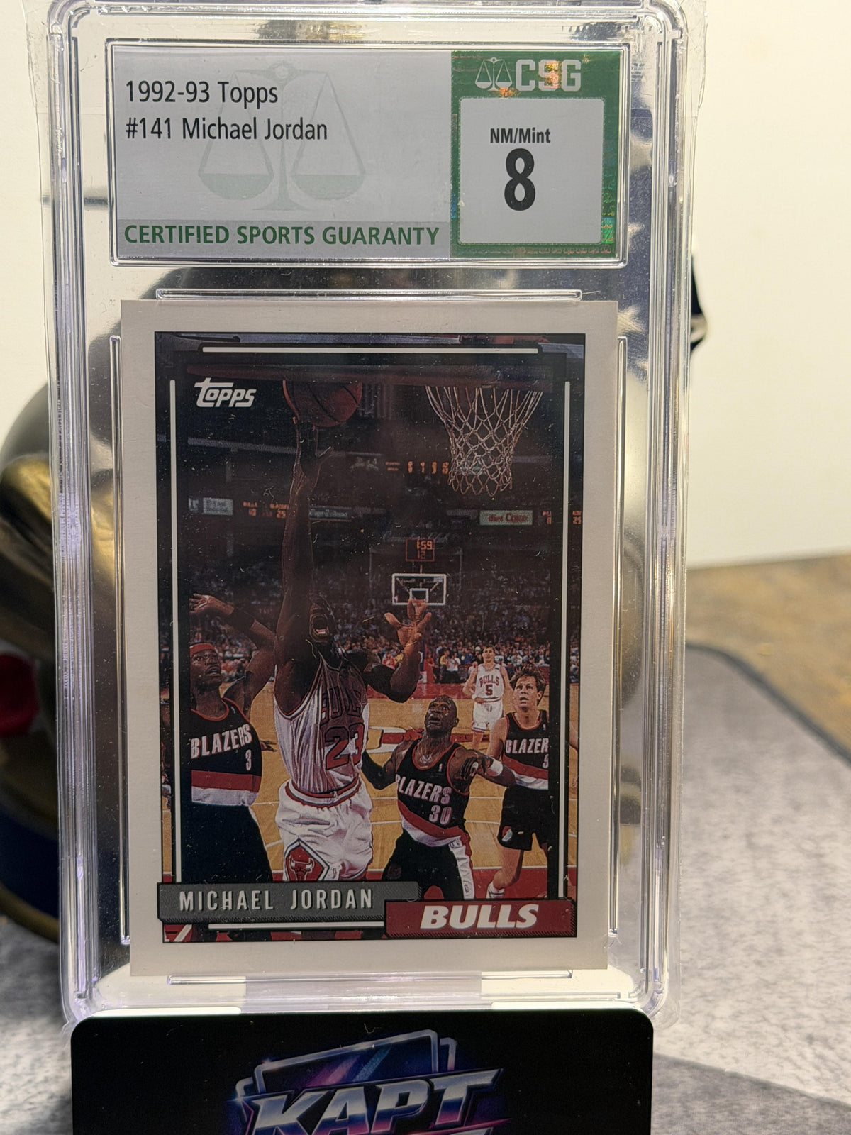 1992-93 Topps #141 Michael Jordan CSG 8