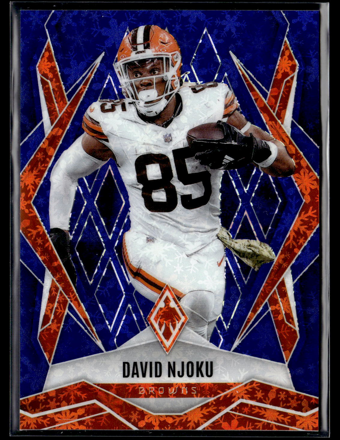 2025 Panini Phoenix #110 David Njoku Blue Winter Prizm
