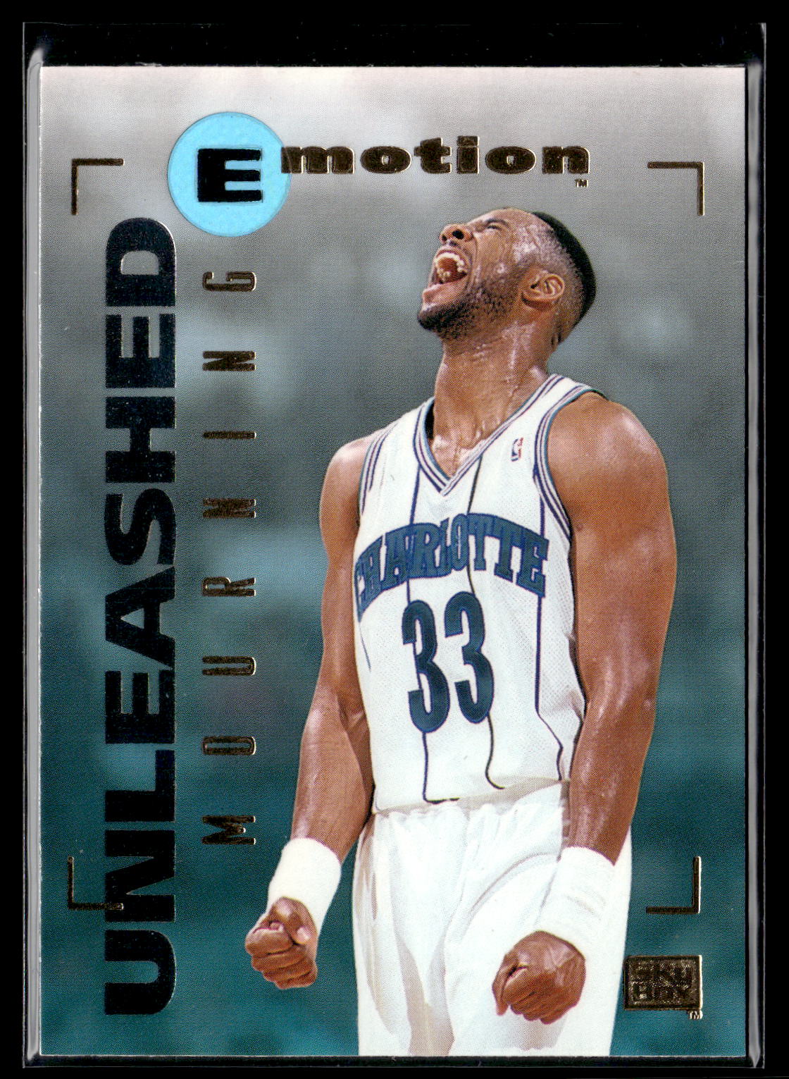 1994-95 SkyBox E-Motion #10 Alonzo Mourning