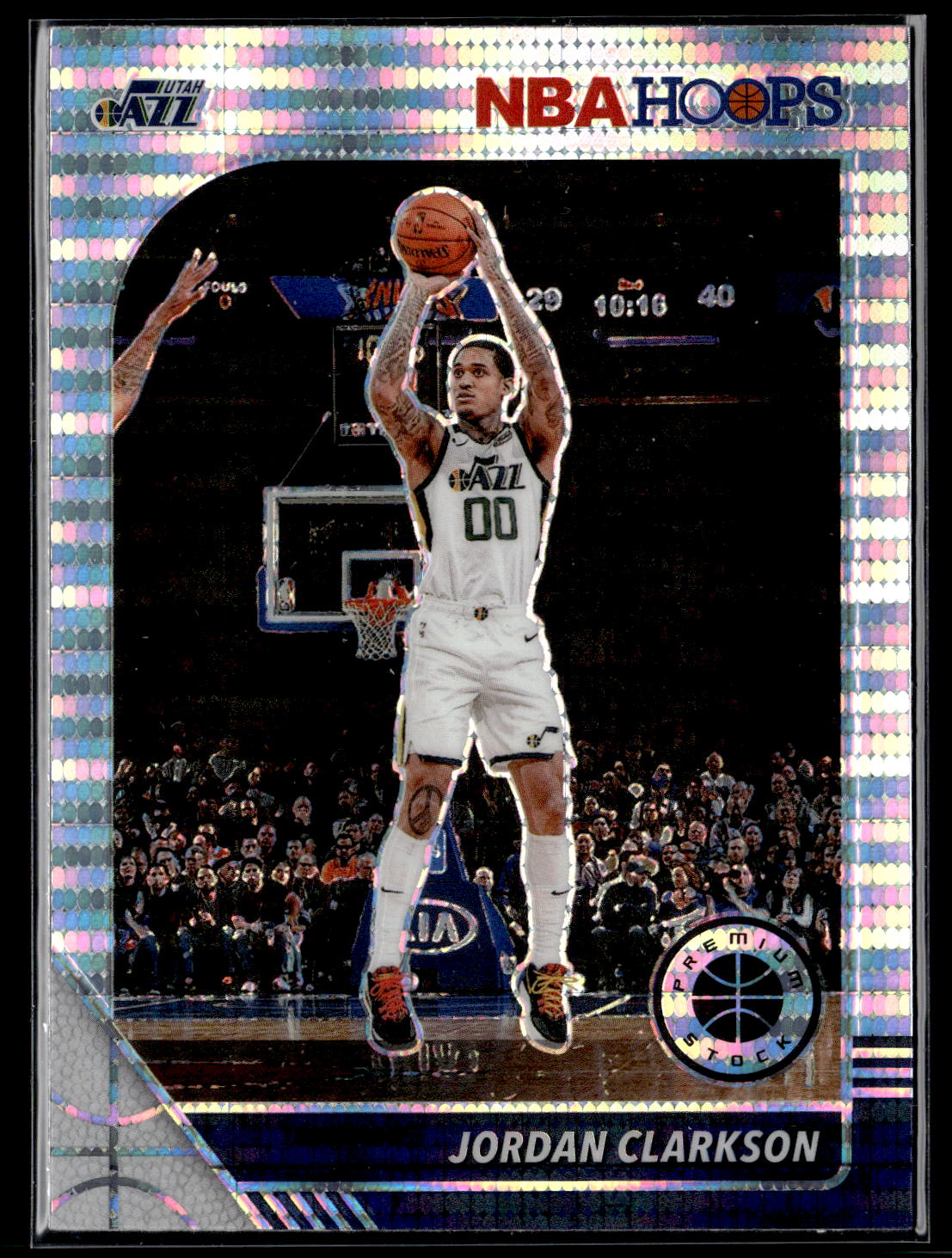 2019-20 Hoops Premium Stock #33 Jordan Clarkson Prizms Pulsar